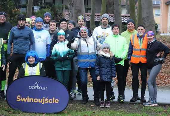 Noworoczna edycja parkrunu w winoujciu