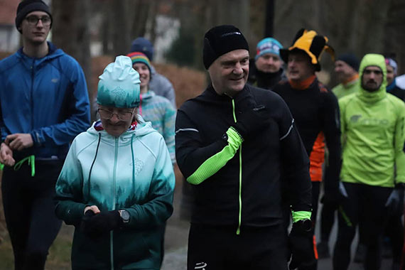 Noworoczna edycja parkrunu w winoujciu