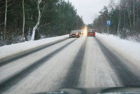 Trudne warunki na drogach - Uwaajmy!