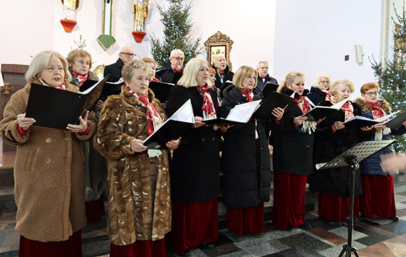 Chr „Kantylena” i „Chwaty”. „winoujskie wniebogosy” koldoway w kociele pw. witych Stanisawa i Bonifacego Biskupw i Mczennikw