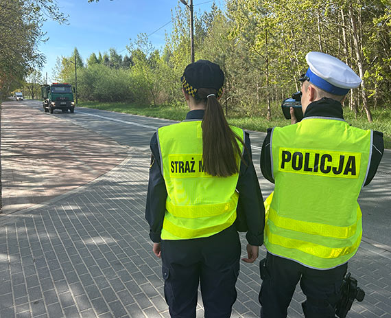 Strażnicy miejscy i policjanci razem dbają o bezpieczeństwo