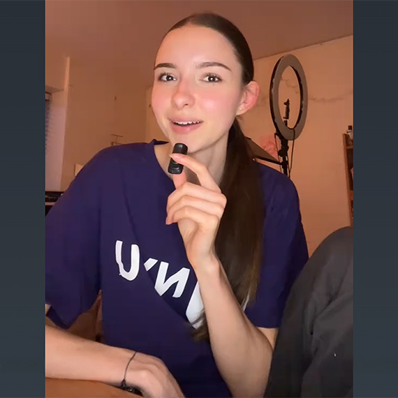 winoujcianka dzieli si dowiadczeniami ze studiw z Barronem Trumpem w Nowym Jorku