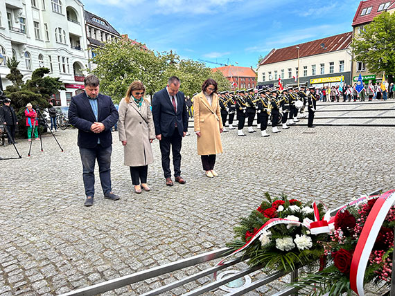 winoujcie uczcio 80. rocznic zakoczenia II wojny wiatowej