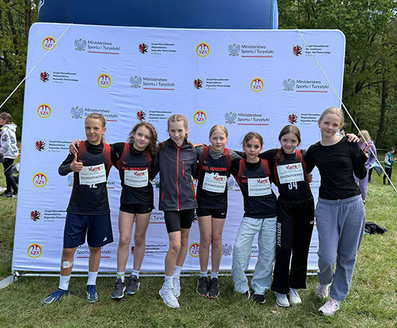 Dziewczynki z SP1 wicemistrzyniami Polski w lekkiej atletyce!