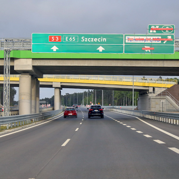 Jedziemy dwupasmówką! Nowy odcinek Świnoujście–Łunowo otwarty. Do Międzyzdrojów coraz bliżej!