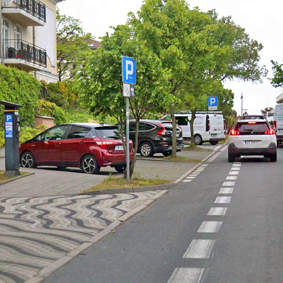 Znak bezradnoci na Chrobrego. Urzdnicy z Wydziau Infrastruktury i Zieleni udaj, e nie widz problemu