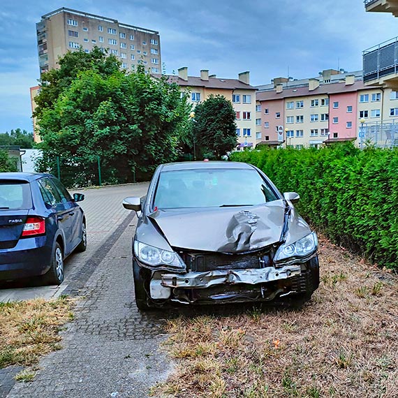 Kolizja i dramatyczne sceny po ucieczce kierowcy. Interwenioway suby. Zobacz film!