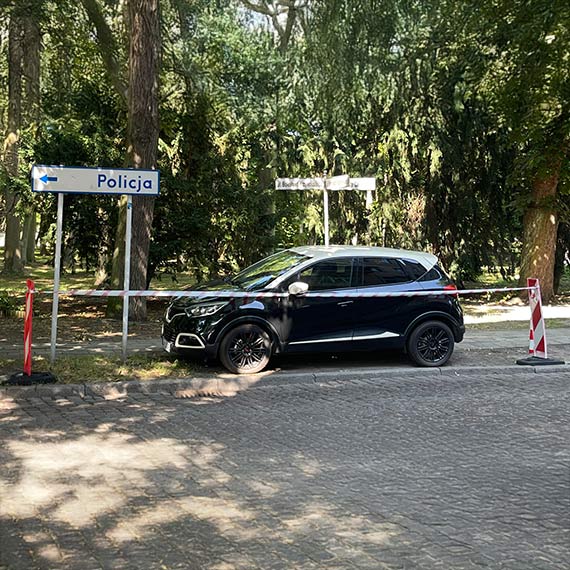 Po odjedzie samochodu ma stan betonowa kula