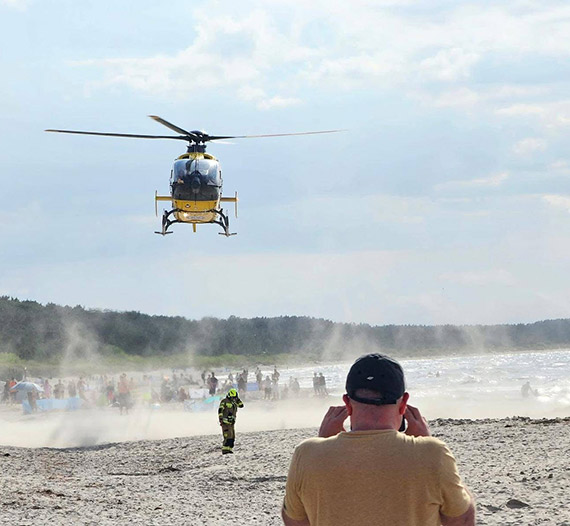 Tragedia na niestrzeżonej plaży w Międzyzdrojach. Nie żyje 35-letni turysta z Niemiec