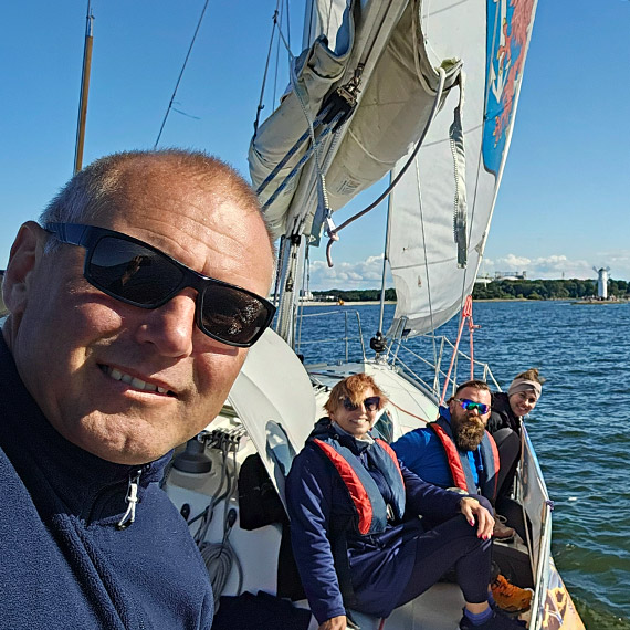 80 mil morskich na 80-lecie Szkoy Podstawowej nr 1 im. Marynarki Wojennej RP