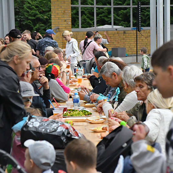 Piknik rodzinny na zakończenie lata na Warszowie