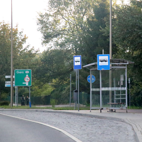 Dwa znaki zamiast jednego. Przystanki w winoujciu znw zaskakuj