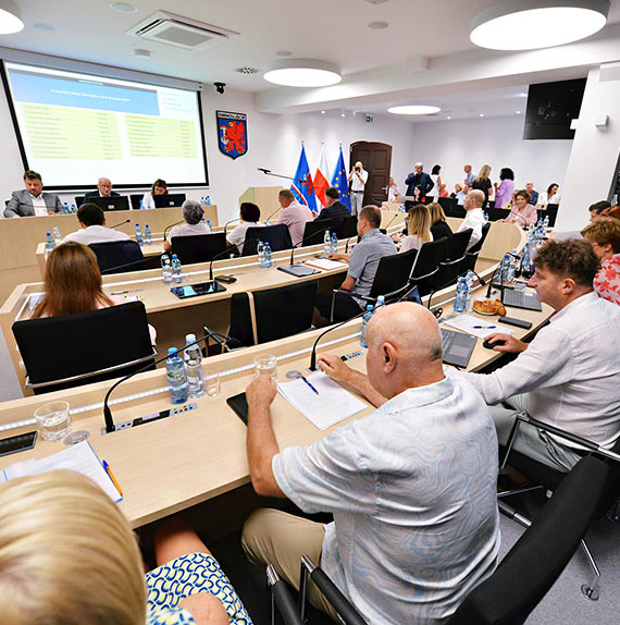 Czy radni, ktrzy yj poza winoujciem, powinni odda mandat?