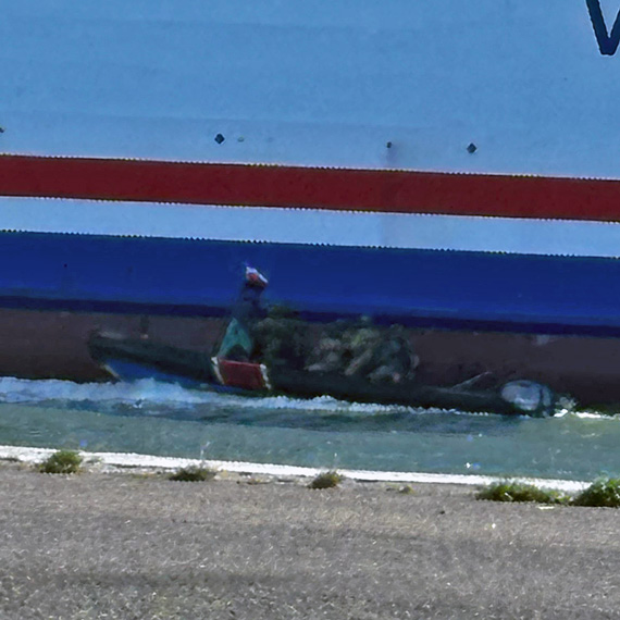 Świnoujście areną ćwiczeń służb specjalnych. Helikoptery, łodzie i działania w porcie