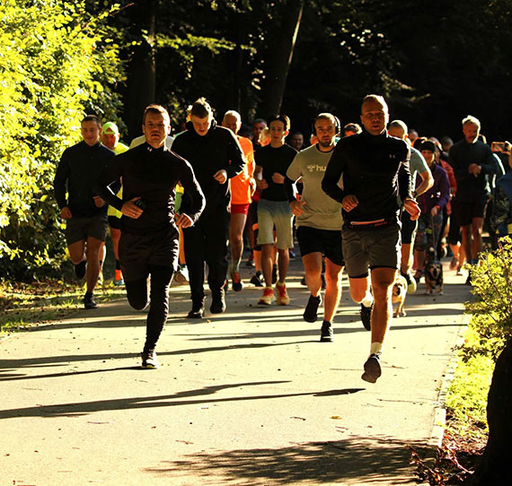 Wrzeniowe zakoczenie na trasie 418. parkrunu