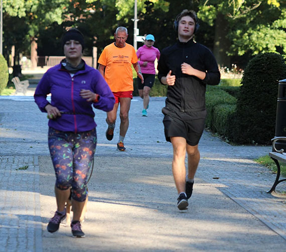 Wrzeniowe zakoczenie na trasie 418. parkrunu