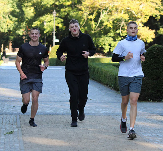 Wrzeniowe zakoczenie na trasie 418. parkrunu