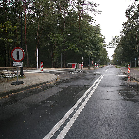Ulica Nowojachtowa miaa by otwarta 3 padziernika. Otwarcie lada dzie - kierowcy musz uwaa na zmian pierwszestwa