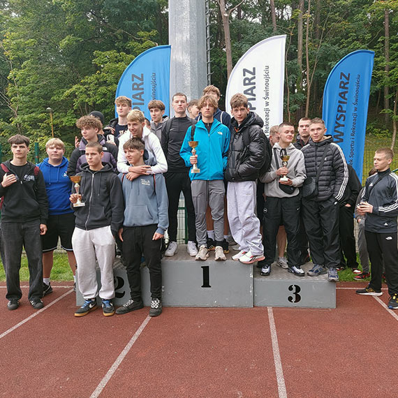Szkolna drużynowa liga lekkoatletyczna w ramach Igrzysk Mlodzieży Szkolnej oraz Licealiady