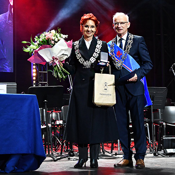 winoujcie witowao. 80 lat polskoci i 35 lat samorzdu terytorialnego