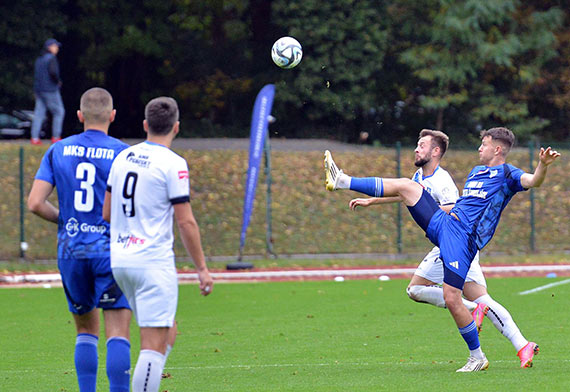 O punkt za liderem Flota - Zawisza Bydgoszcz 1-0 (0-0)
