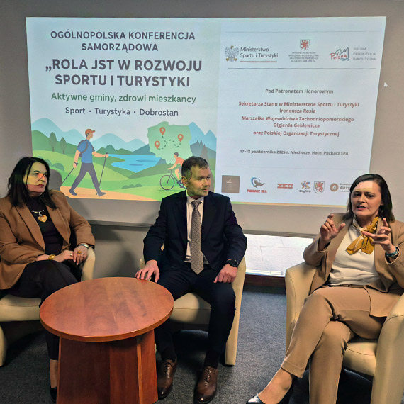 Samorządy w służbie sportu i turystyki - konferencja w Niechorzu