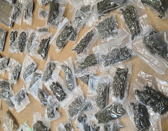 Kryminalni z Koszalina rozbili kolejny narkobiznes – ponad 6 kilogramów narkotyków nie trafi na rynek