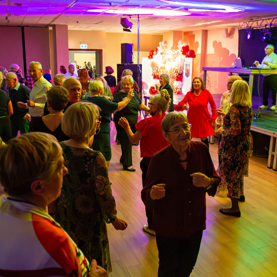 Bawili si na pierwszym Balu Seniora w winoujciu! Zobacz film!
