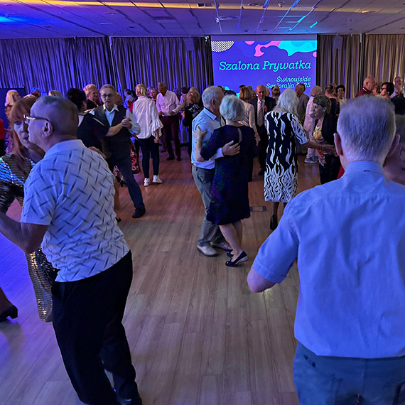 Zakoczyli z przytupem! winoujskie Senioralia 2025 pene wiedzy, aktywnoci i wsplnej zabawy!