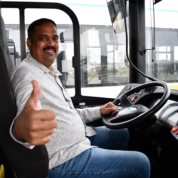 Nowi kierowcy w winoujskiej komunikacji pochodz z Indii