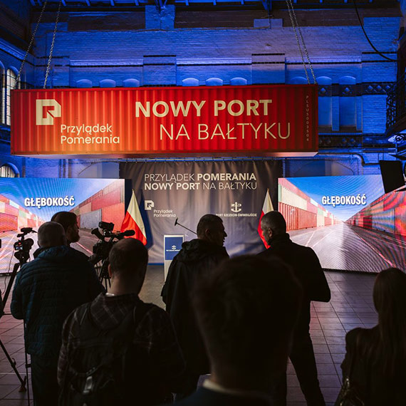 Najwaniejsza konferencja o inwestycji w winoujciu odbya si… w Szczecinie. Mieszkacy winoujcia oburzeni