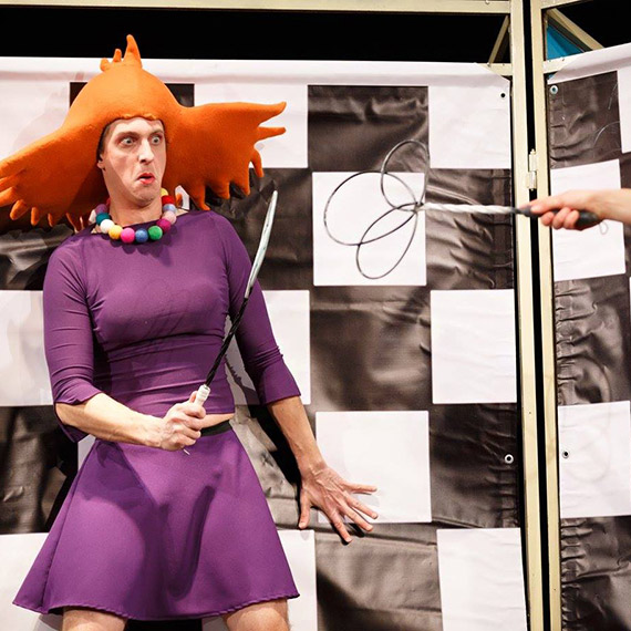 Niedziela: Ciocia Jadzia to ciep³y, pe³ny humoru i zaskakuj±cy spektakl