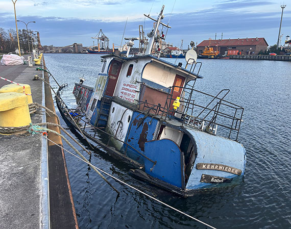 Miasto wyjaśnia sprawę kutra KEHRWIEDER. Jest przełom, bo odnalazł się właściciel jednostki