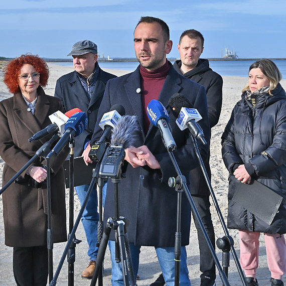 winoujcie i Midzyzdroje jednym gosem przeciw „Przyldkowi Pomerania”. Samorzdy i mieszkacy: „Nikt nigdy nie konsultowa z nami tego projektu!”. Zobacz film!