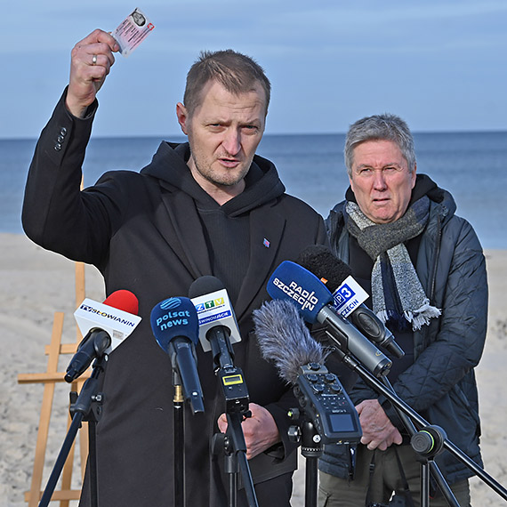 winoujcie i Midzyzdroje jednym gosem przeciw „Przyldkowi Pomerania”. Samorzdy i mieszkacy: „Nikt nigdy nie konsultowa z nami tego projektu!”. Zobacz film!