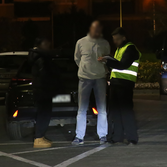 Terminal kontenerowy. Po konferencjach - natychmiastowa akcja ankieterw. Zbieno przypadkowa czy element szerszej strategii?