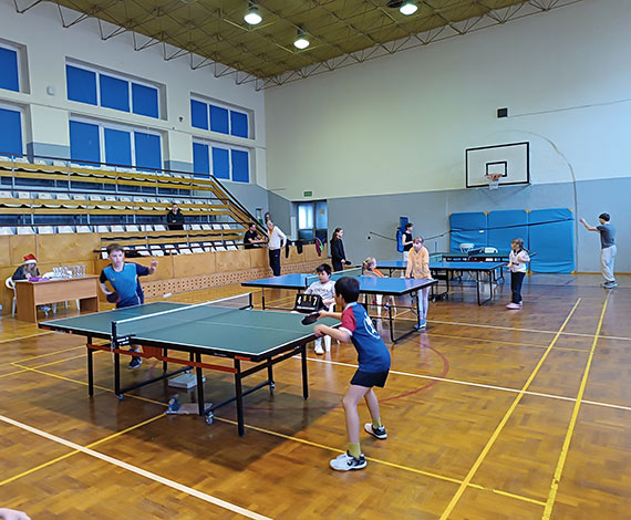 Miko�ajkowy Turniej Tenisa Sto�owego