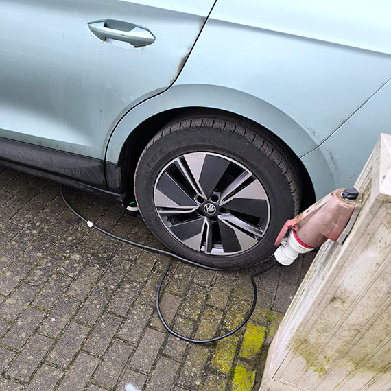 Tani prąd w Porcie Jachtowym? Czytelnicy pokazują, Ośrodek Sportu tłumaczy zasady