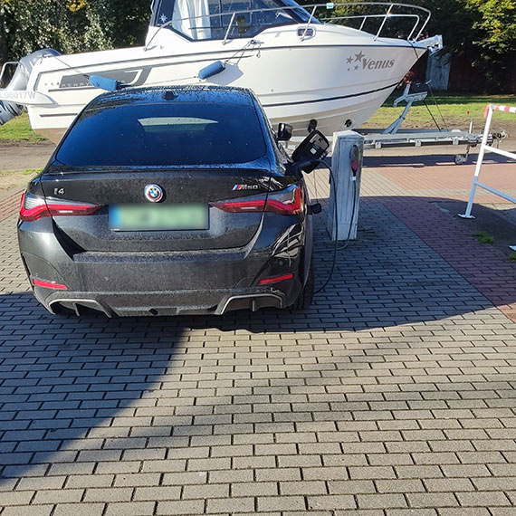 Tani prąd w Porcie Jachtowym? Czytelnicy pokazują, Ośrodek Sportu tłumaczy zasady