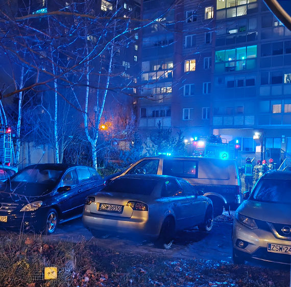 Mieszka�cy wyczuli spalenizn�. Pe�na mobilizacja s�u�b