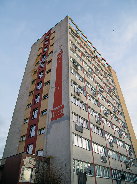 Lokatorzy Matejki 1a skar�� si� na ch��d w mieszkaniach. Administrator reaguje