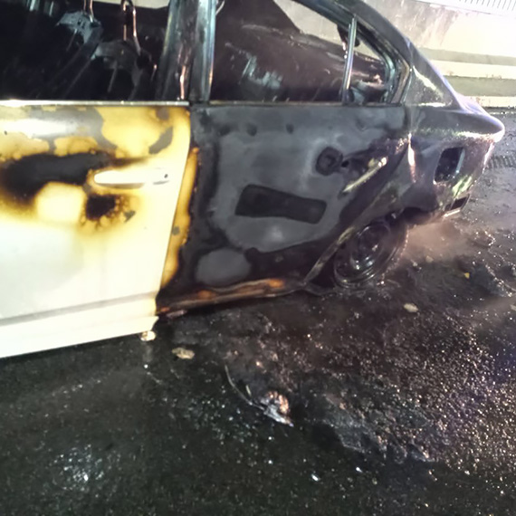 Pojazd ugaszony. Tunel w �winouj�ciu przygotowywany do ruchu wahad�owego