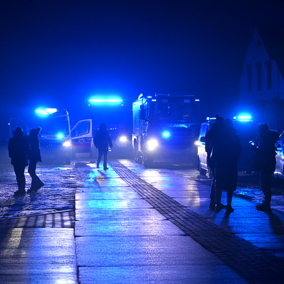 Po�ar mieszkania przy U�a�skiej. Ewakuacja mieszka�c�w, nie �yje kot. Zobacz film!