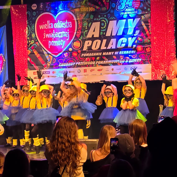 Mieszka�cy oczarowani skal� wydarze�! Tak pulsuje �winoujskie serce WO�P w fina�ow� niedziel�