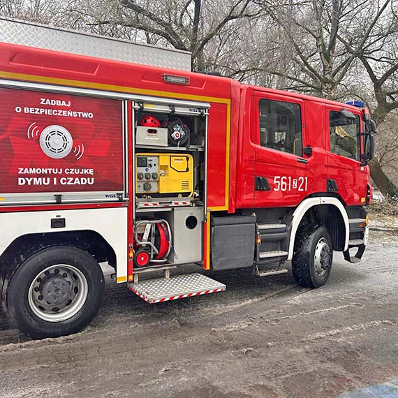 �liskie chodniki, sople - dbajmy o bezpiecze�stwo w swojej okolicy