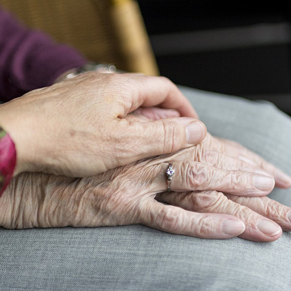 Dobre wie�ci dla senior�w. Warto�� Bonu Wyspiarza Seniora podniesiona do 400 z�