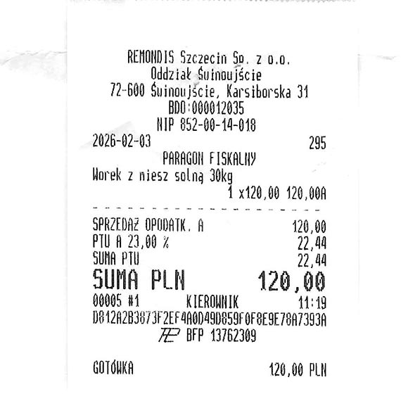 120 z� za worek piasku z mieszank� soln�