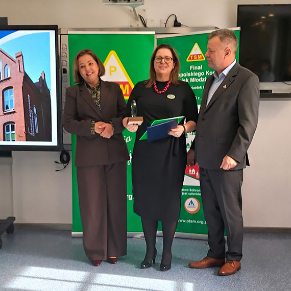 Z�ote Wyr�nienie dla Szkolnego Schroniska M�odzie�owego w �winouj�ciu