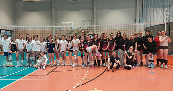 Turniej Pi�ki Siatkowej Dziewcz�t 