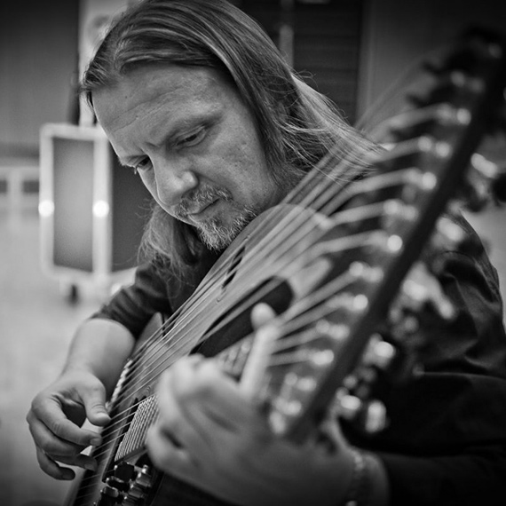 Wyj�tkowy koncert w Sanktuarium Chrystusa Kr�la. Wielkopostne pie�ni zabrzmi� na gitarze